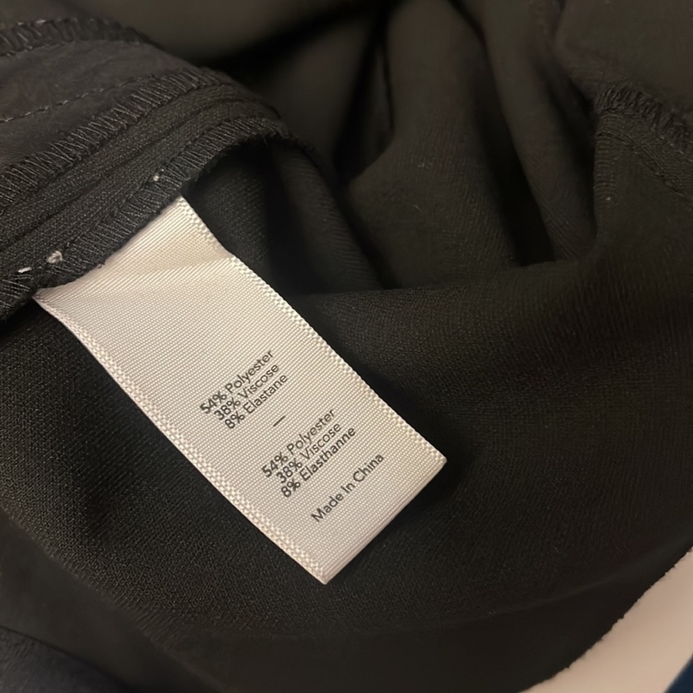 Elizabeth & James S Seamed Ponte Biker Shorts — image 8 of 8